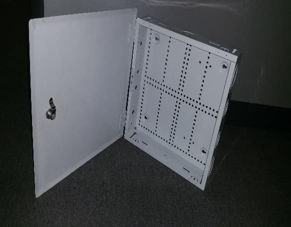 开合式箱体外壳